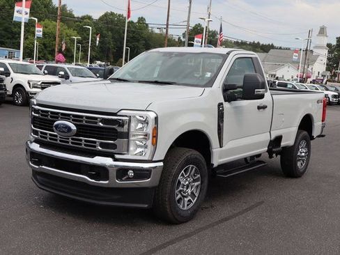 New 2025 Ford F350 XLT image 12