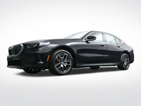 New 2026 BMW 530i xDrive w/ Premium Package AWD/4WD image 33