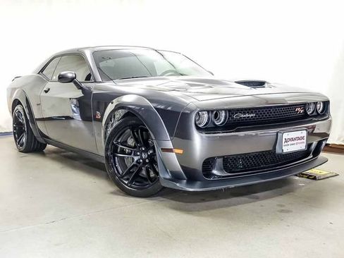 Used 2022 Dodge Challenger R/T Scat Pack RWD image 2
