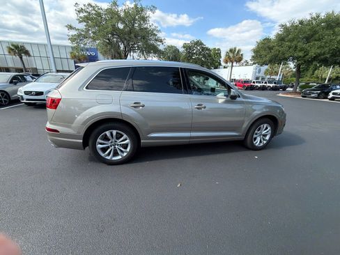 Used 2017 Audi Q7 3.0T Premium Plus AWD/4WD image 16