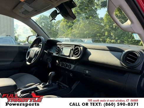 Used 2018 Toyota Tacoma SR AWD/4WD image 13