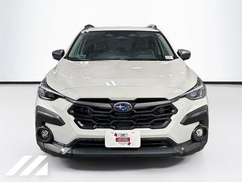 Certified 2024 Subaru Crosstrek 2.5i Limited AWD/4WD image 2