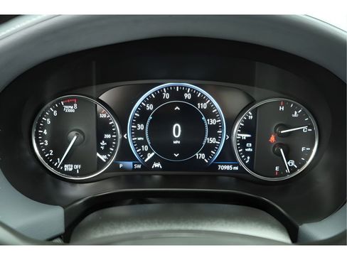 Used 2024 Buick Enclave Premium AWD/4WD image 21