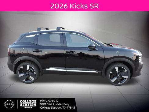 New 2026 Nissan Kicks SR image 2