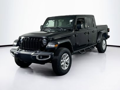 Used 2023 Jeep Gladiator Sport