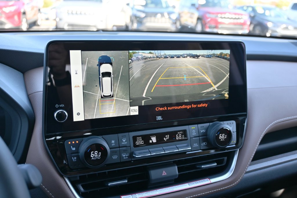 New 2026 Toyota Grand Highlander AWD image 38