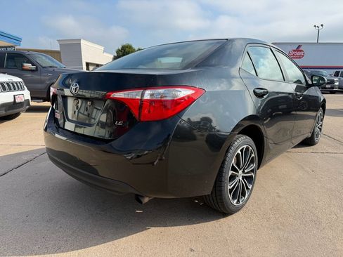 Used 2015 Toyota Corolla LE FWD image 6