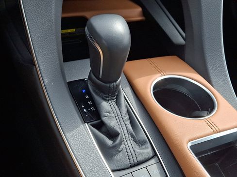 Used 2021 Toyota Avalon Limited w/ Advanced Safety Package image 14