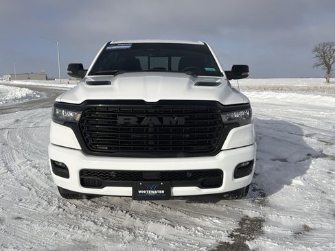 Used 2025 RAM 1500 Laramie w/ Night Edition image 31