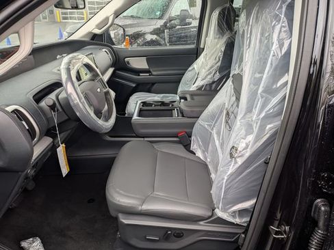 New 2026 Ford Expedition Max Active AWD/4WD image 9