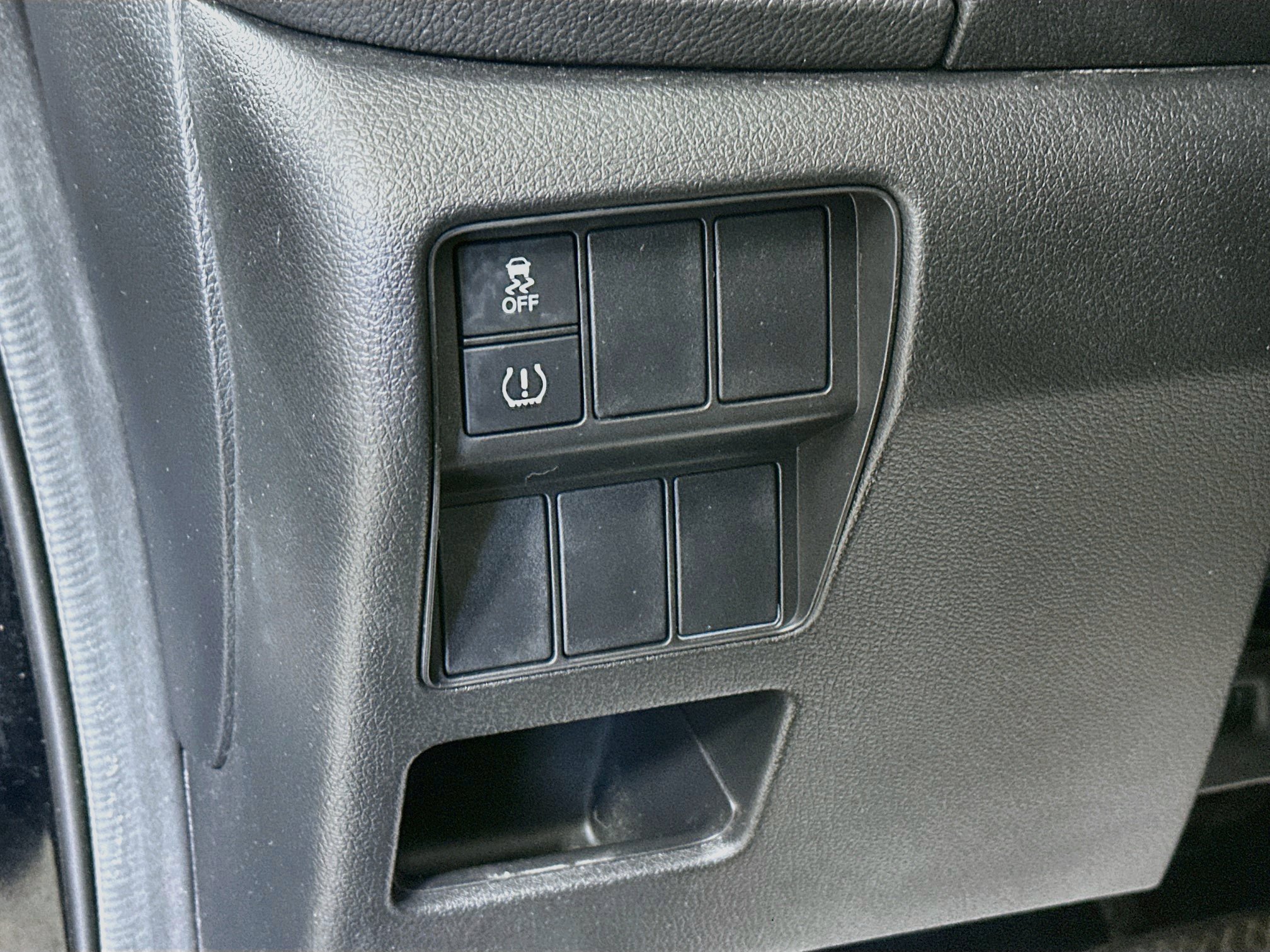 Used 2019 Honda CR-V LX image 10