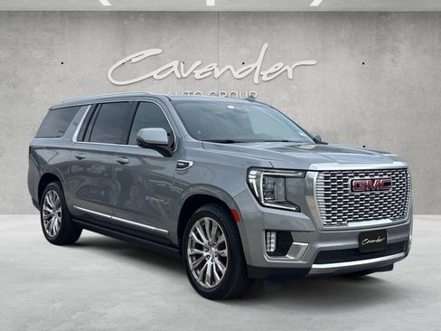 Used 2023 GMC Yukon XL Denali w/ Max Trailering Package image 2