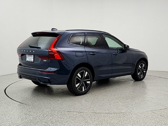 New 2027 Volvo XC60 B5 Core AWD/4WD image 5