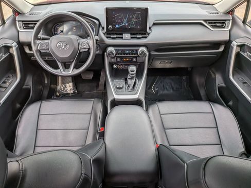 Used 2024 Toyota RAV4 XLE w/ Convenience Package AWD/4WD image 5