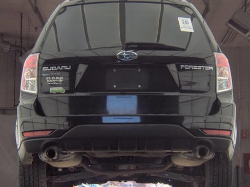 Used 2010 Subaru Forester 2.5X Limited image 4