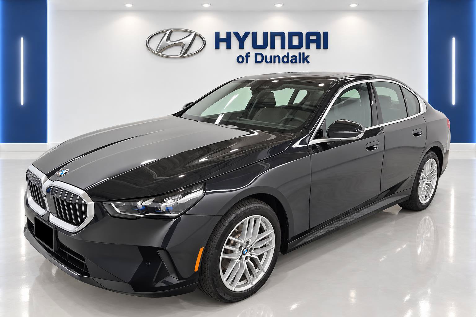 Used 2024 BMW 530i xDrive w/ Executive Package AWD/4WD image 1