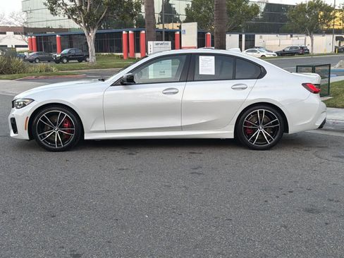 Used 2022 BMW M340i w/ Driving Assistance Package image 7