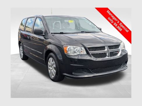 Used 2016 Dodge Grand Caravan American Value Package FWD image 1