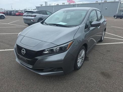 Used 2025 Nissan Leaf S FWD image 1