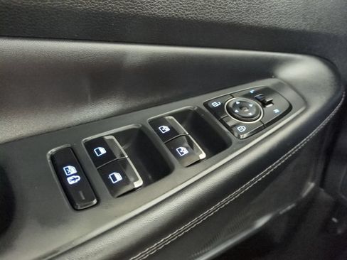 Used 2022 Hyundai Santa Fe SEL w/ Convenience + Premium Package FWD image 33