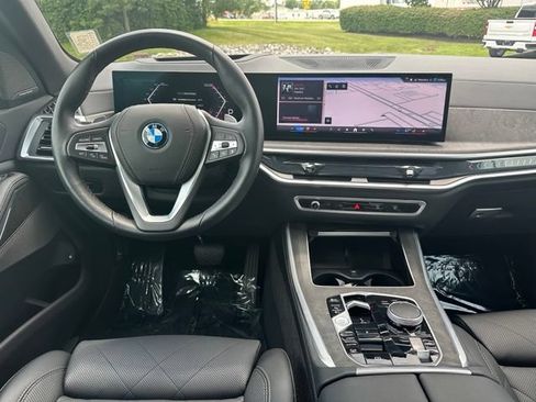Used 2026 BMW X5 xDrive50e w/ Climate Comfort Package AWD/4WD image 15