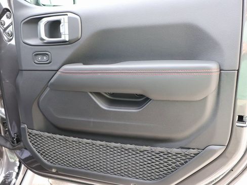 New 2026 Jeep Wrangler Unlimited Rubicon w/ Safety Group image 8