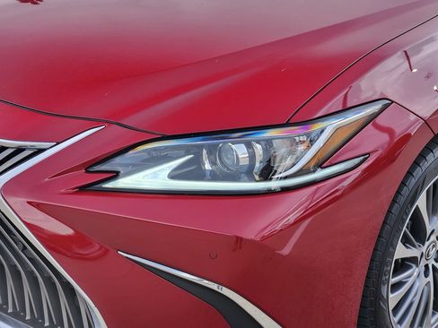 Used 2020 Lexus ES 350 w/ Premium Package FWD image 9