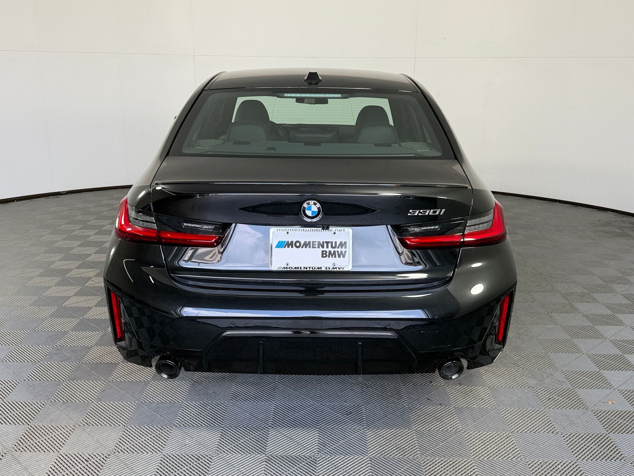 Used 2026 BMW 330i Sedan w/ M Sport Package RWD image 10
