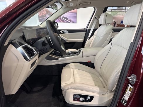 New 2026 BMW X7 xDrive40i image 17