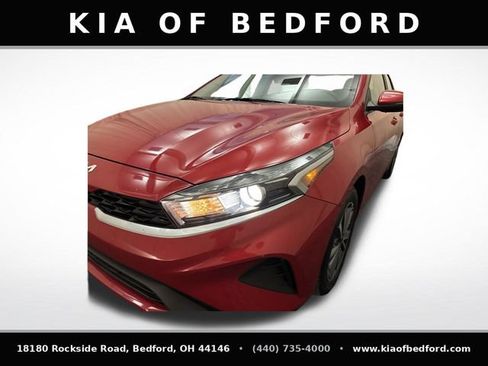 Used 2024 Kia Forte LXS w/ LXS Technology Package FWD image 11