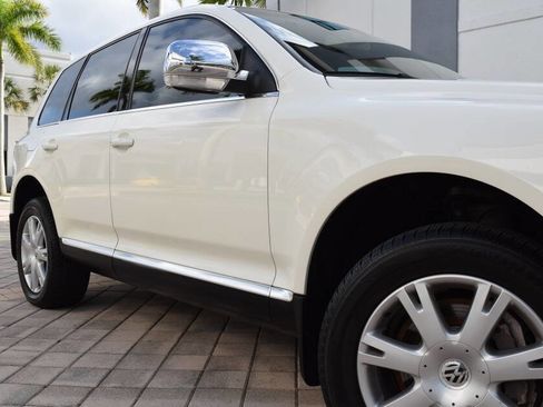 Used 2006 Volkswagen Touareg V10 TDI AWD/4WD image 18