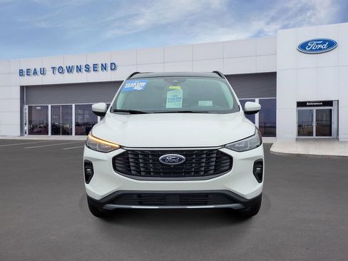 New 2026 Ford Escape Platinum w/ Premium Technology Package image 2