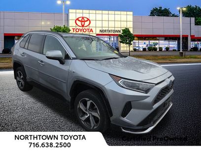 Used 2021 Toyota RAV4 SE w/ Weather & Moonroof Package