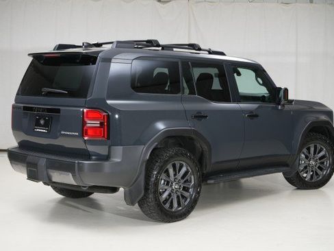 Used 2025 Toyota Land Cruiser image 19