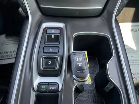Used 2022 Honda Accord Touring image 43