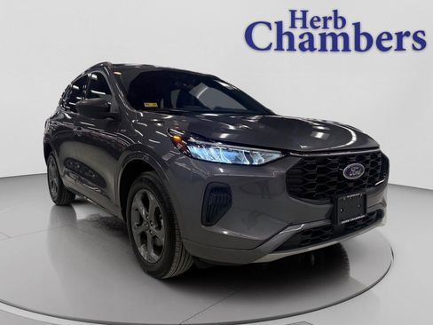 Used 2024 Ford Escape ST-Line image 1