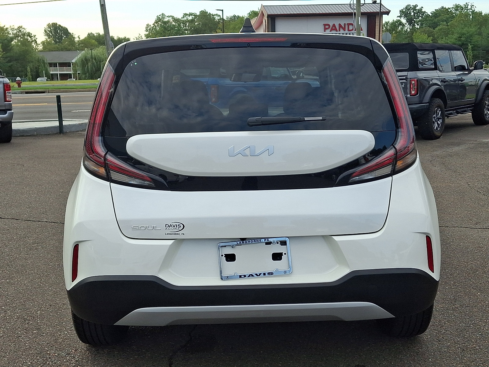Used 2024 Kia Soul LX w/ LX Technology Package FWD image 5