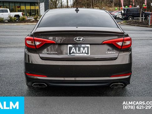 Used 2017 Hyundai Sonata Limited w/ Ultimate Package 04 image 11