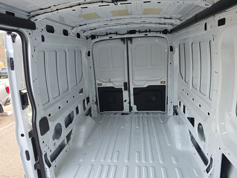 New 2026 Ford Transit 250 148 Medium Roof Extended AWD image 19