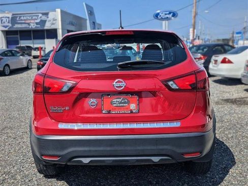 Used 2018 Nissan Rogue Sport S w/ S Appearance Package FWD image 5