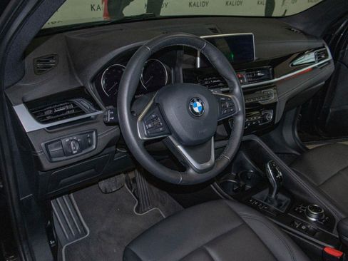 Used 2022 BMW X1 sDrive28i w/ Premium Package 2 FWD image 6