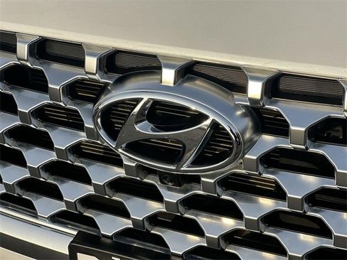 Used 2023 Hyundai Santa Fe Limited image 31