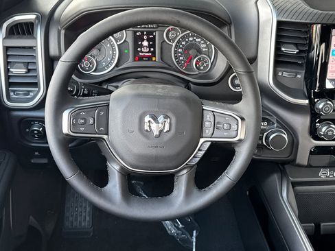 New 2026 RAM 1500 4x4 Crew Cab image 13