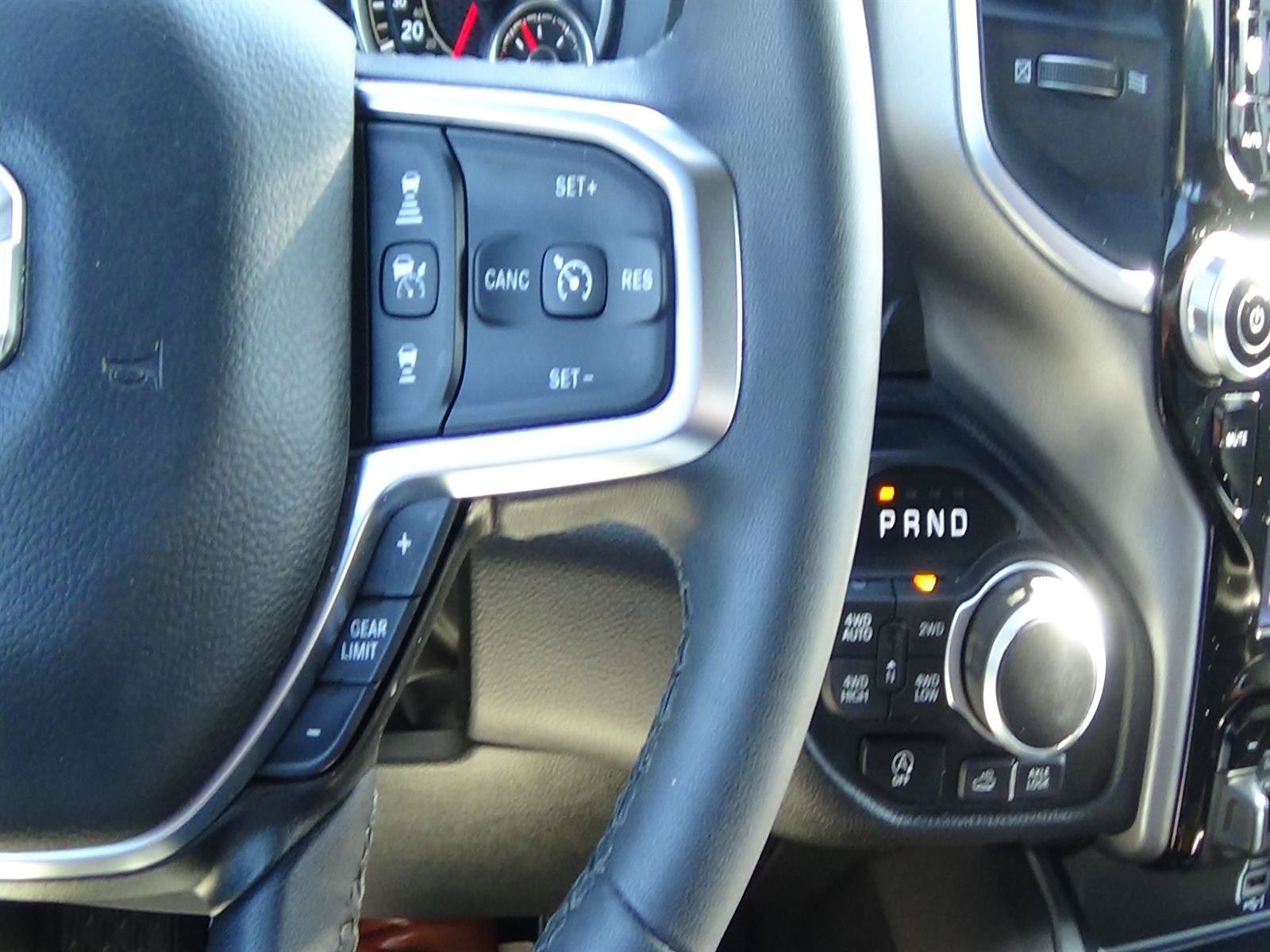 Used 2025 RAM 1500 Big Horn AWD/4WD image 25