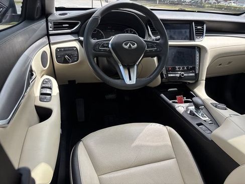 Used 2022 INFINITI QX50 Luxe AWD/4WD image 18