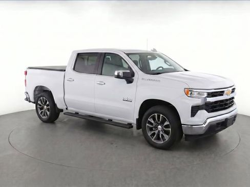 Used 2023 Chevrolet Silverado 1500 LT RWD image 2