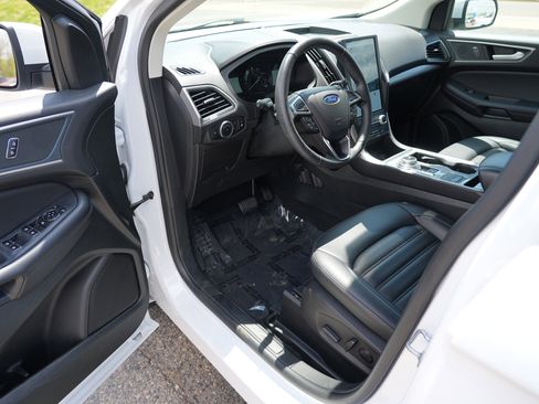 Used 2024 Ford Edge SEL w/ Convenience Package AWD/4WD image 15
