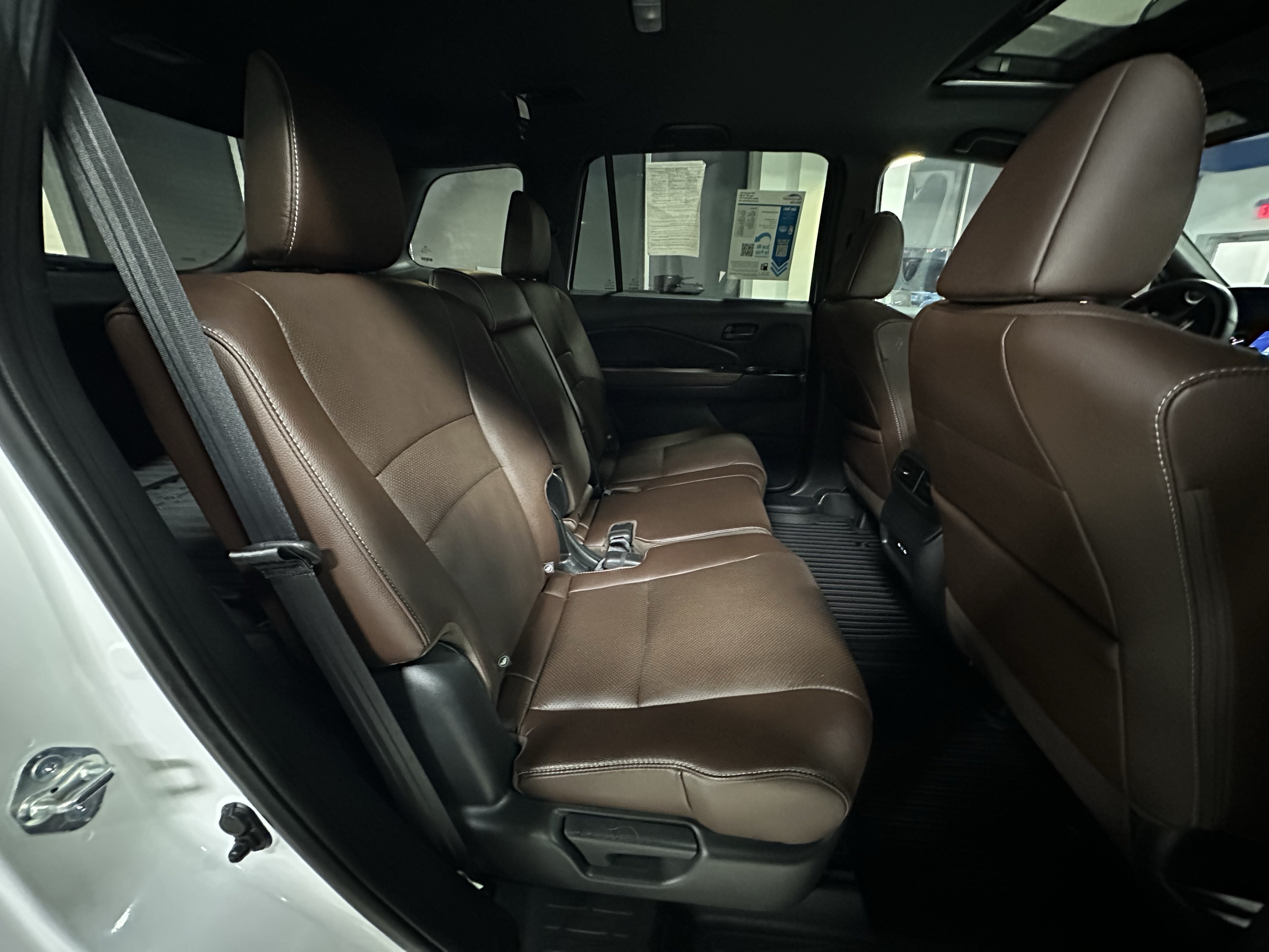 Used 2024 Honda Passport EX-L image 24