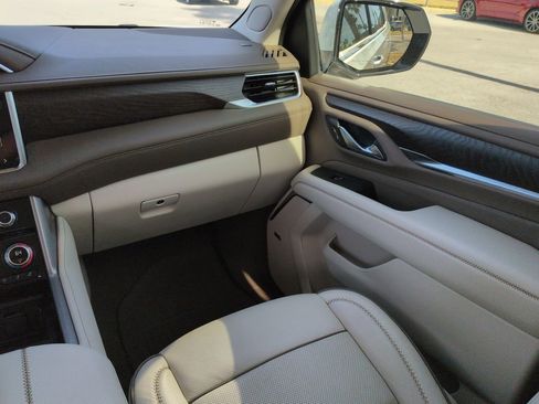 Used 2024 GMC Yukon Denali w/ Max Trailering Package image 17