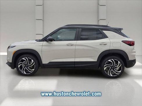 New 2026 Chevrolet TrailBlazer RS w/ Convenience Package FWD image 2